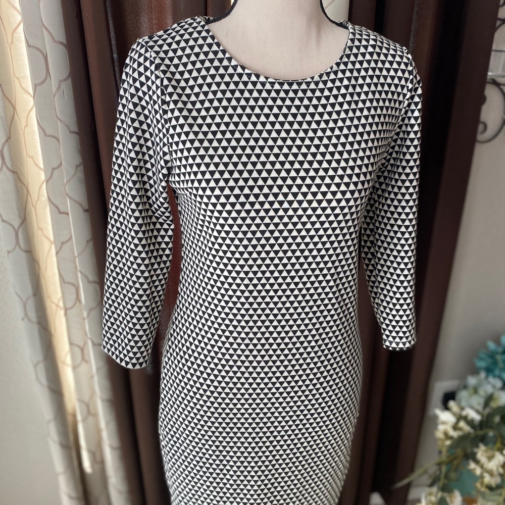 F&F Black And White Geometric Knit Dress- Size M